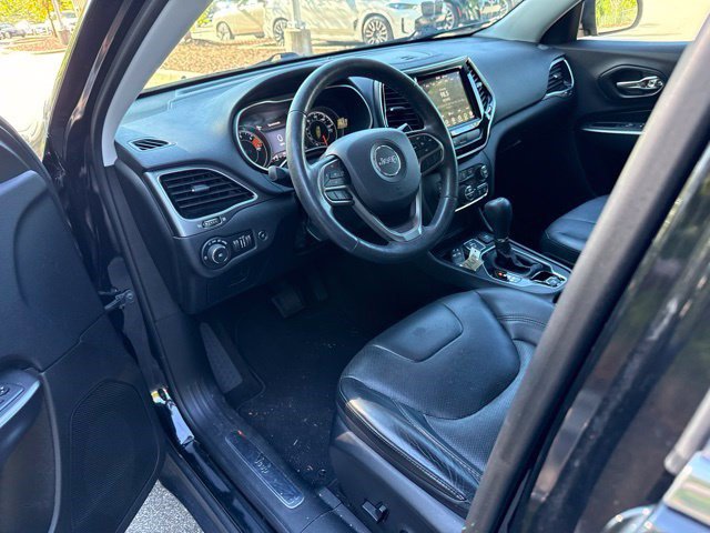 Used 2019 Jeep Cherokee Limited FWD image 7