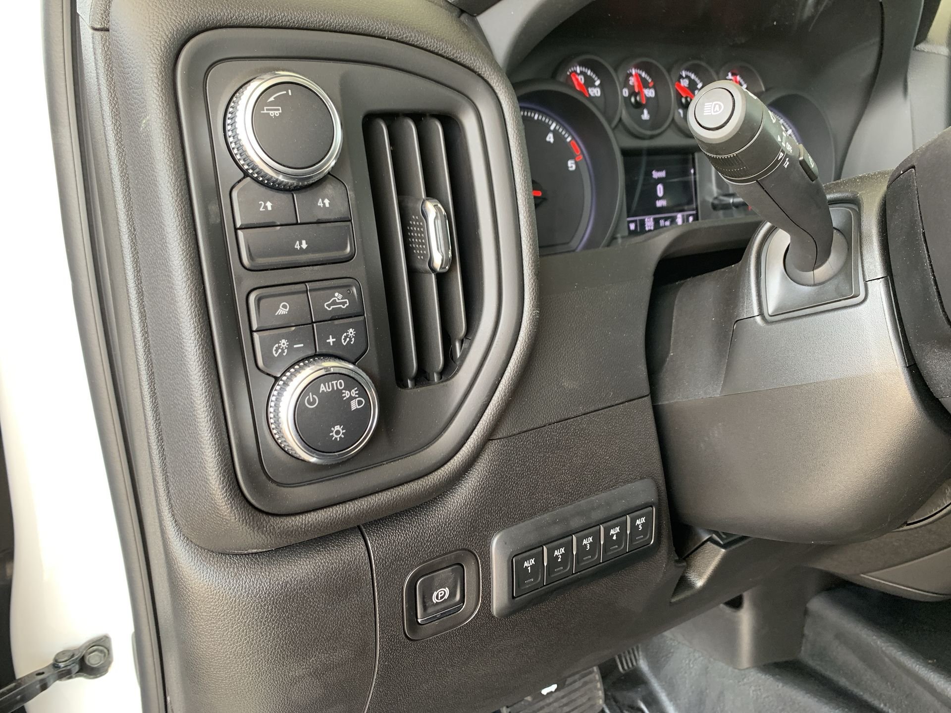 New 2025 GMC Sierra 3500 Pro w/ Convenience Package AWD/4WD image 41