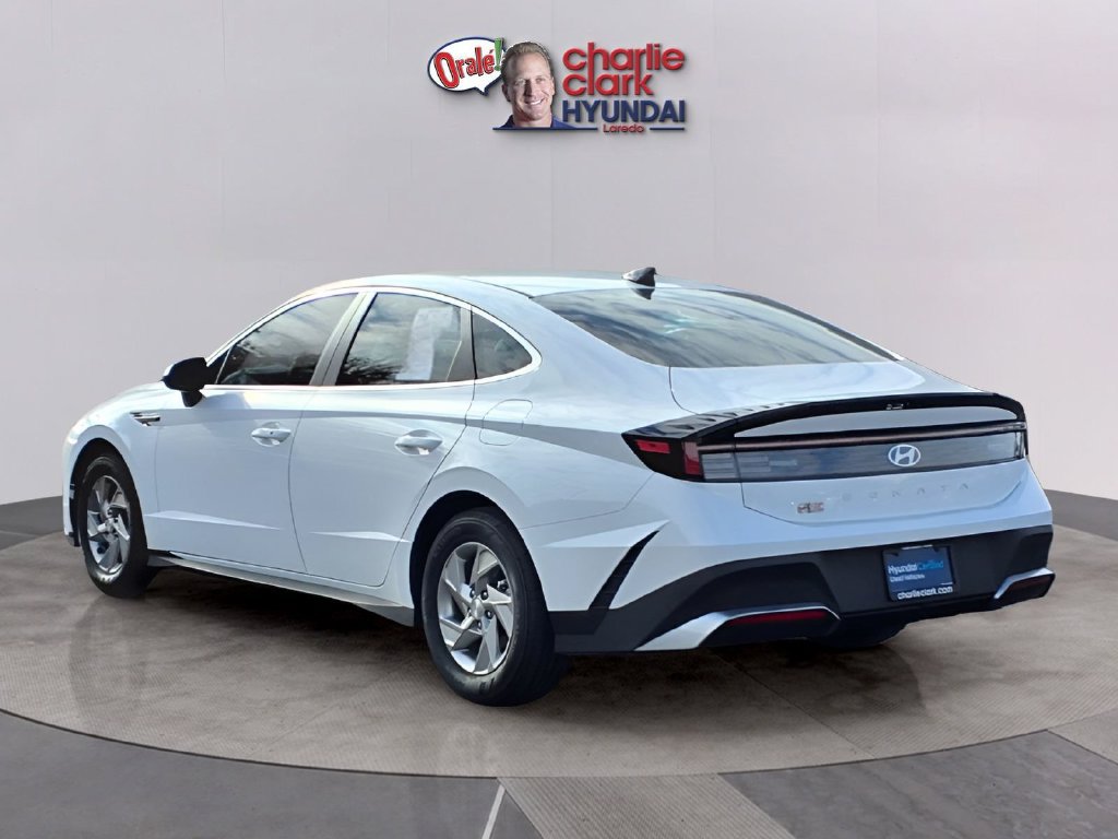 Used 2026 Hyundai Sonata SE FWD image 3