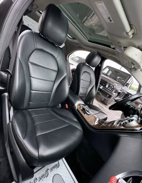 Used 2015 Mercedes-Benz C 300 4MATIC Sedan image 24