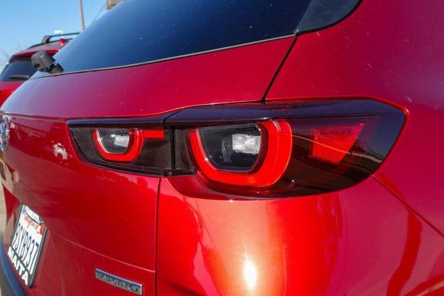 Certified 2025 MAZDA CX-50 AWD 2.5 S w/ Premium Package image 5