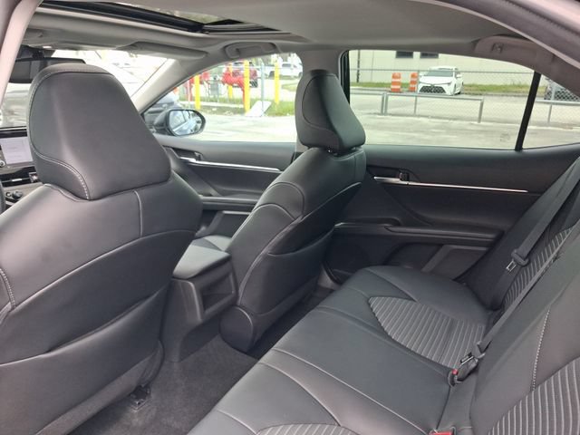 Used 2024 Toyota Camry SE w/ Convenience Package FWD image 5