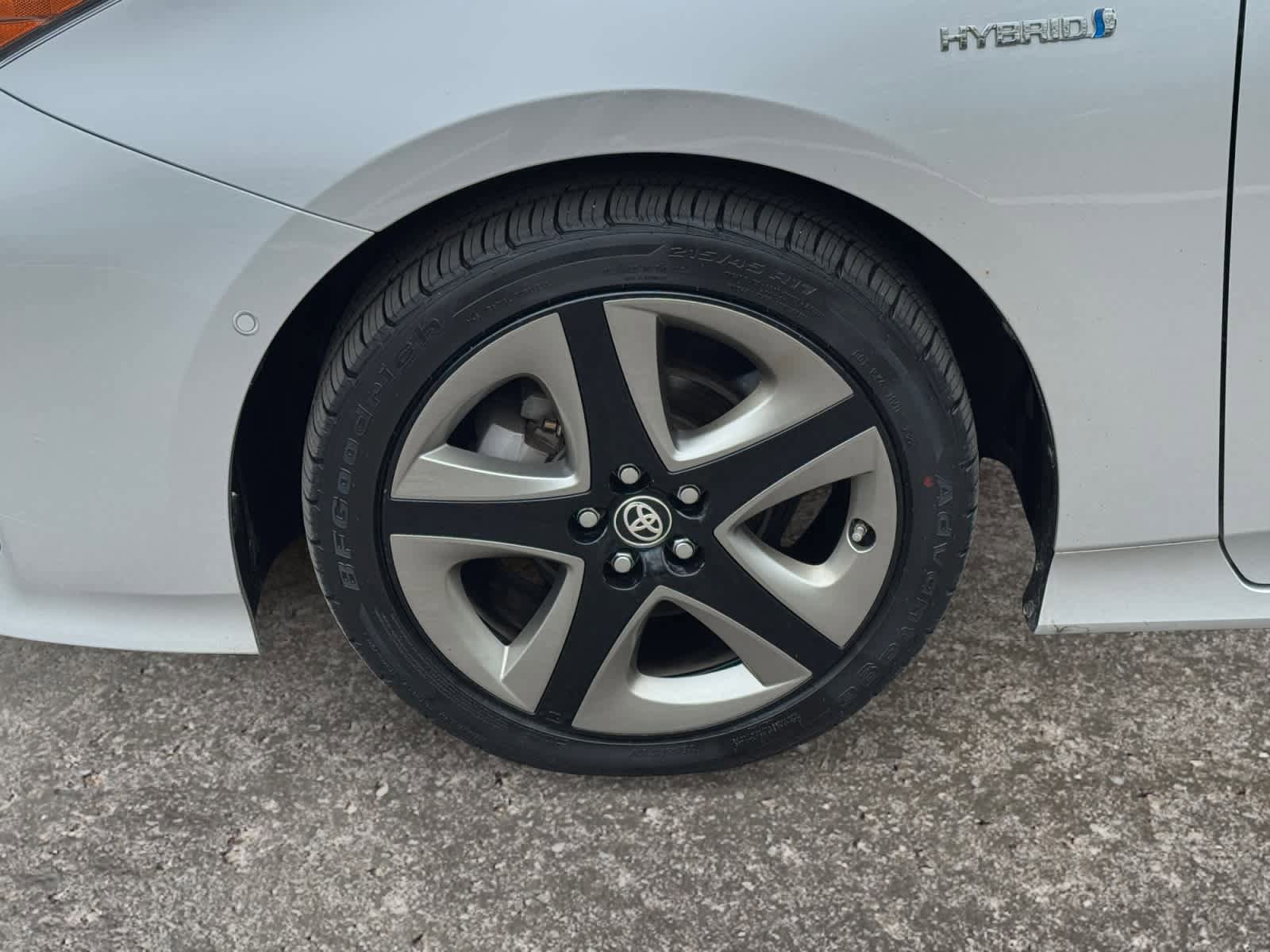 Used 2019 Toyota Prius XLE FWD image 14