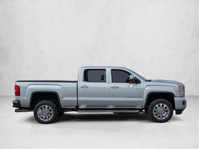 Used 2019 GMC Sierra 2500 Denali w/ Duramax Plus Package image 4