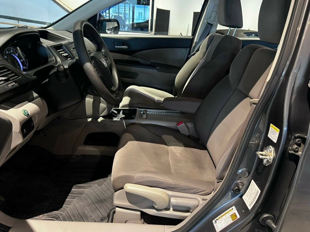 Used 2014 Honda CR-V LX image 11