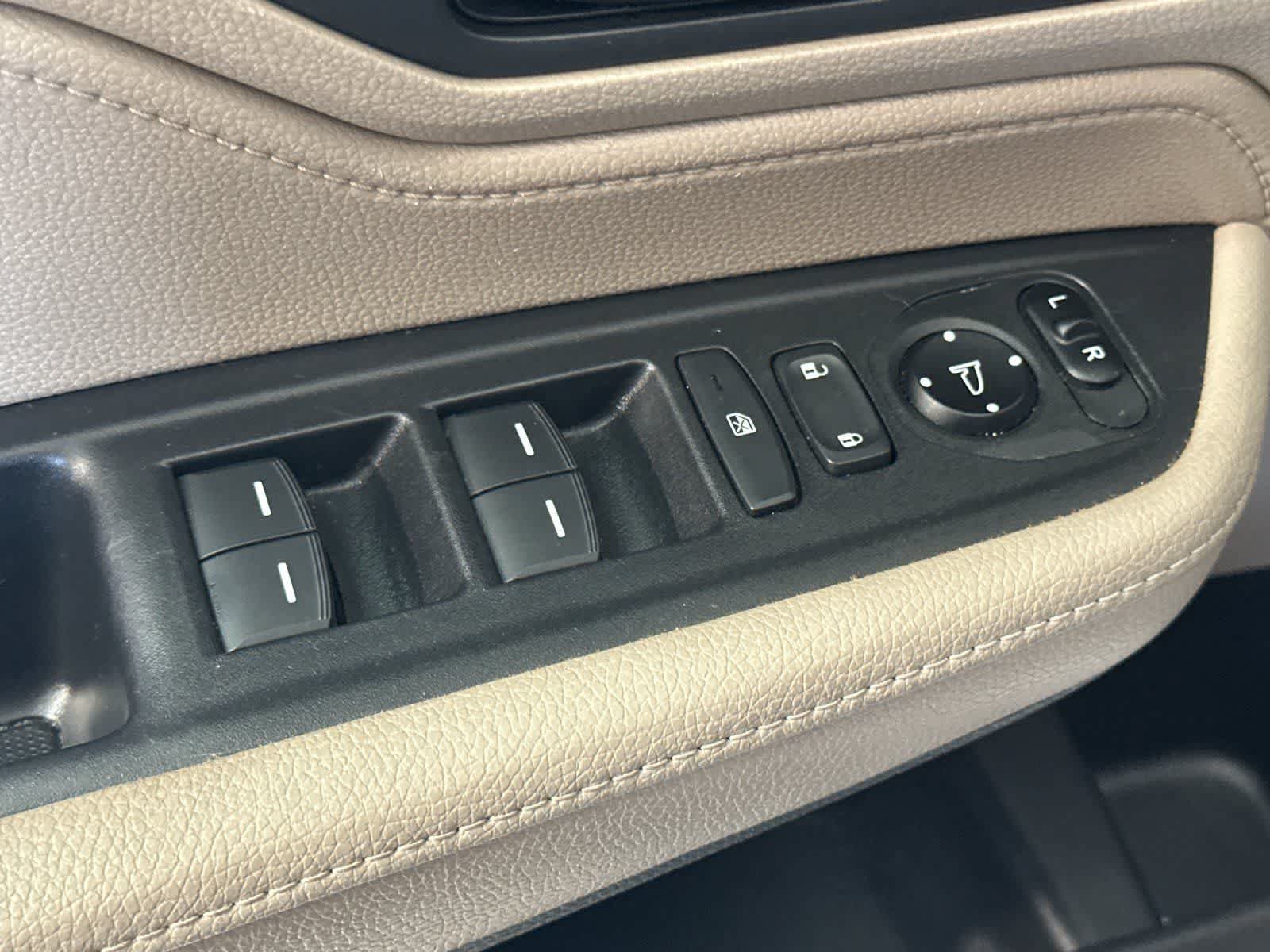 Used 2018 Honda Odyssey EX image 14