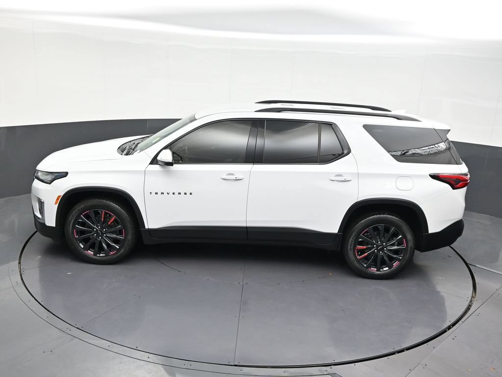 Used 2024 Chevrolet Traverse RS FWD image 21