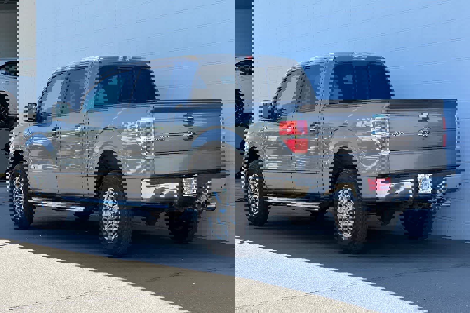 Used 2014 Ford F150 XLT w/ Equipment Group 302A Luxury image 7