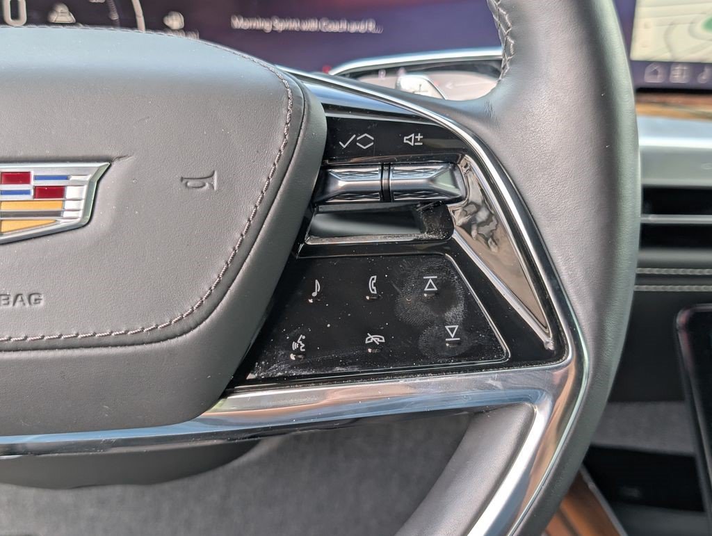 Certified 2025 Cadillac Escalade ESV Sport Platinum RWD image 26
