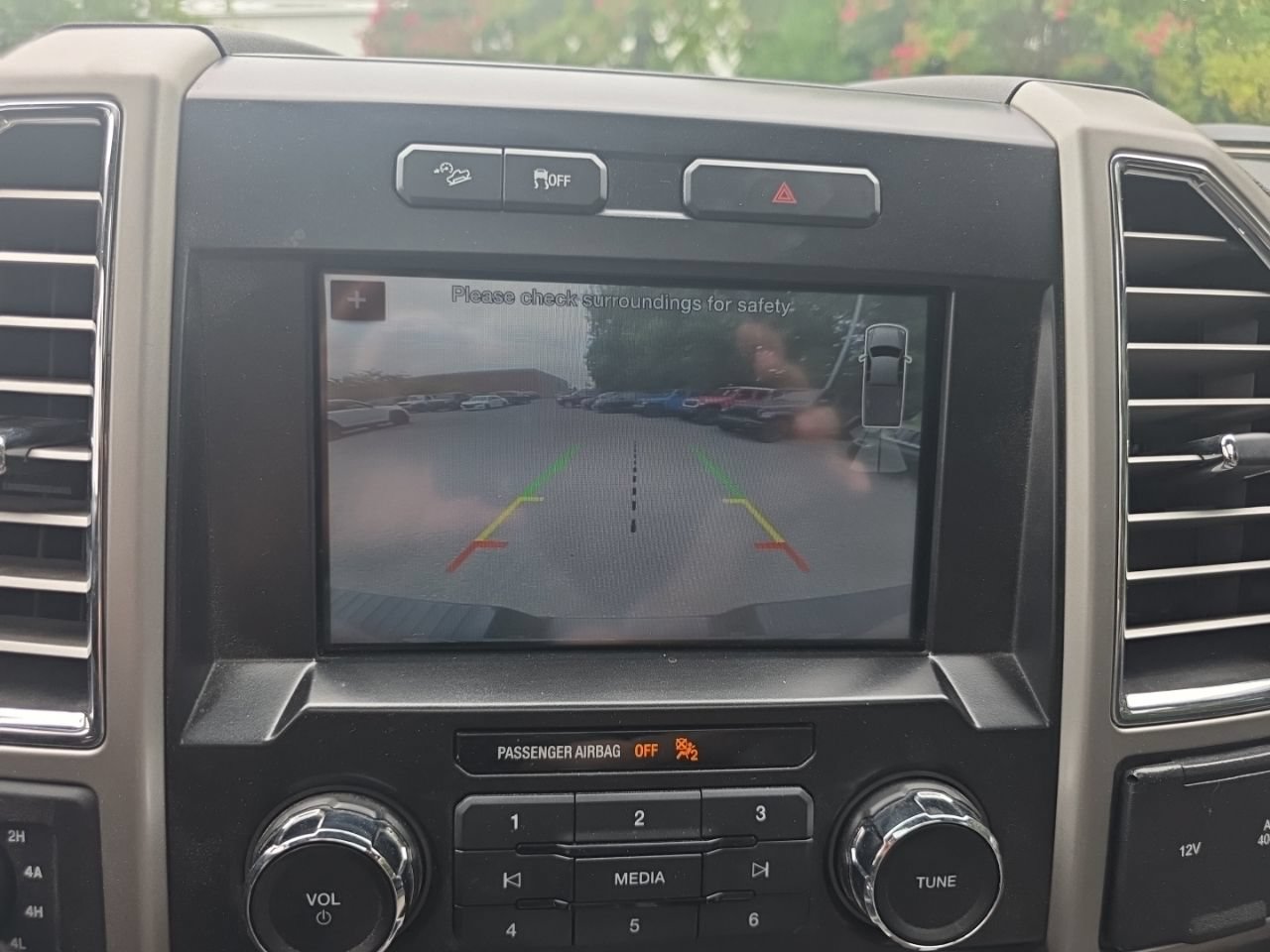 Used 2016 Ford F150 Lariat AWD/4WD image 25