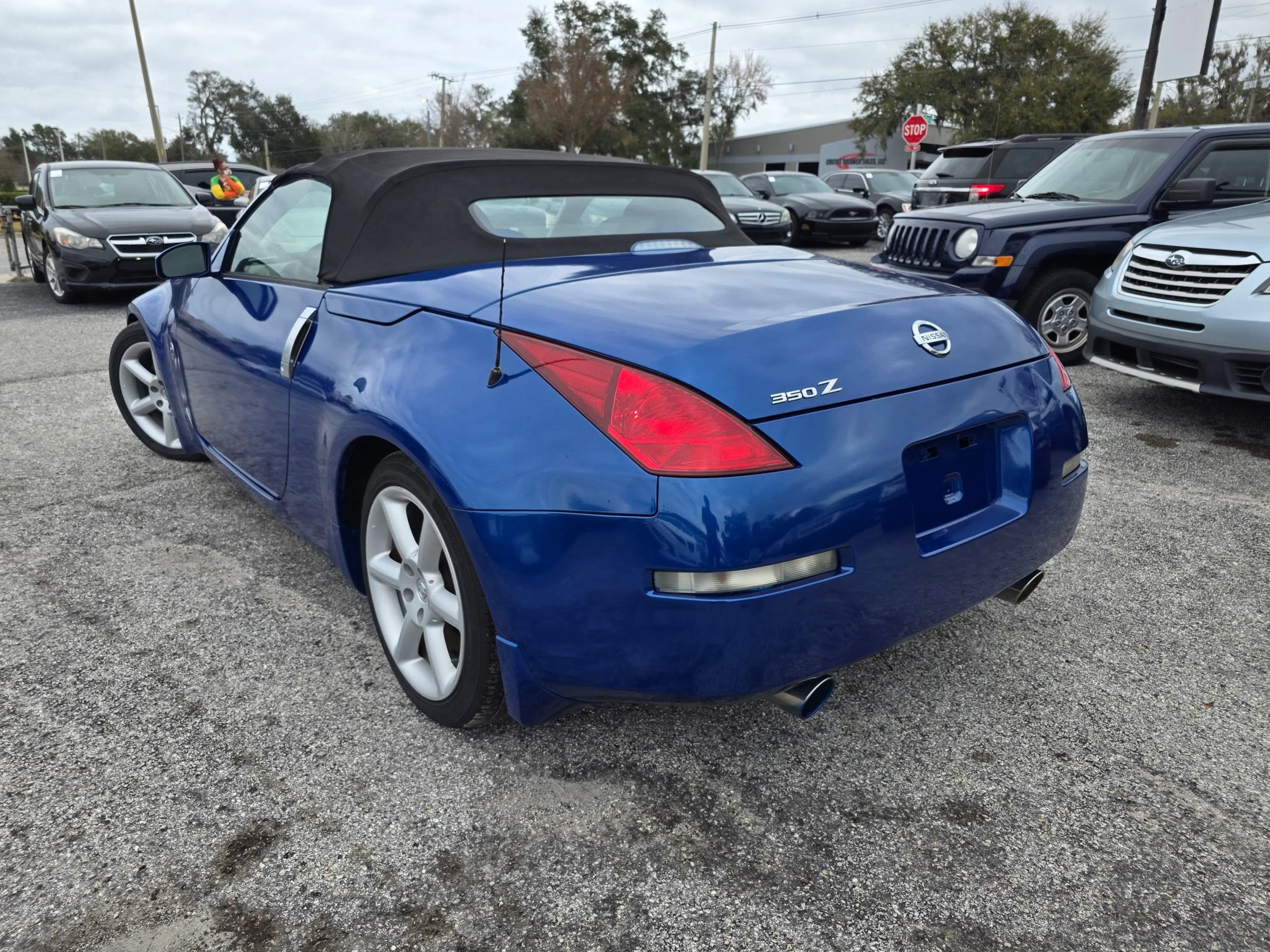 Used 2004 Nissan 350Z Touring RWD image 5