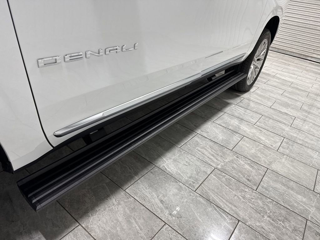 New 2026 GMC Yukon XL Denali w/ Denali Reserve Package AWD/4WD image 36