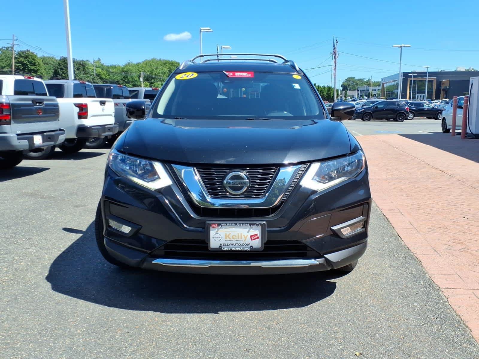Certified 2020 Nissan Rogue SV w/ Sun & Sound Touring Package AWD/4WD image 2