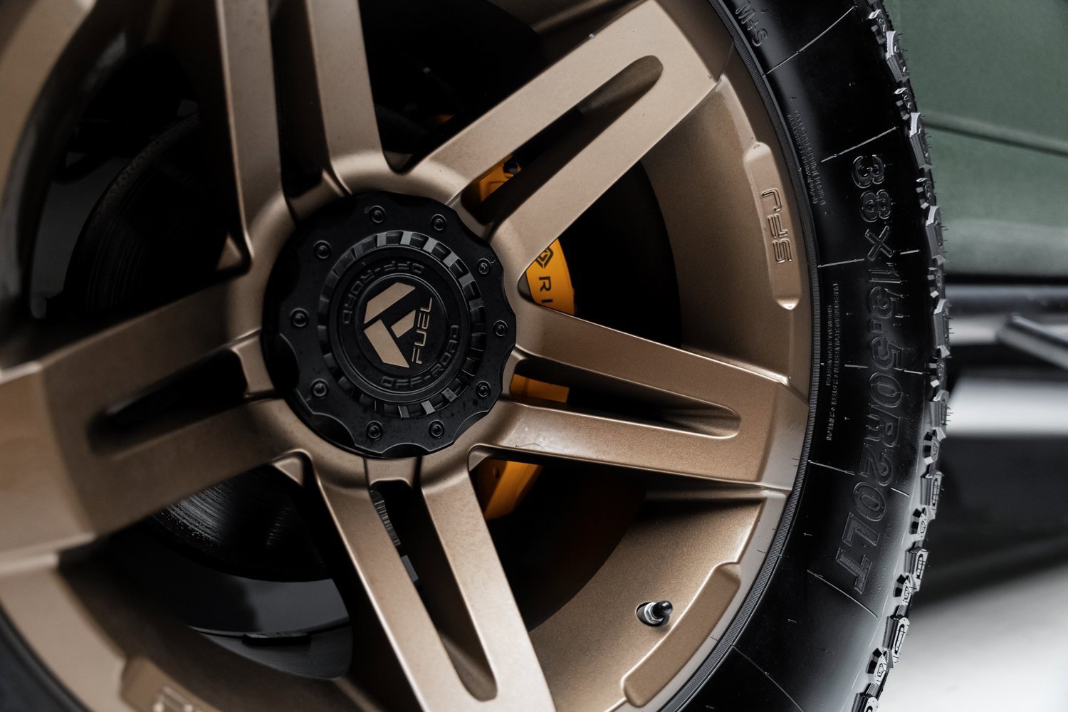 Used 2022 Rivian R1T Adventure image 22