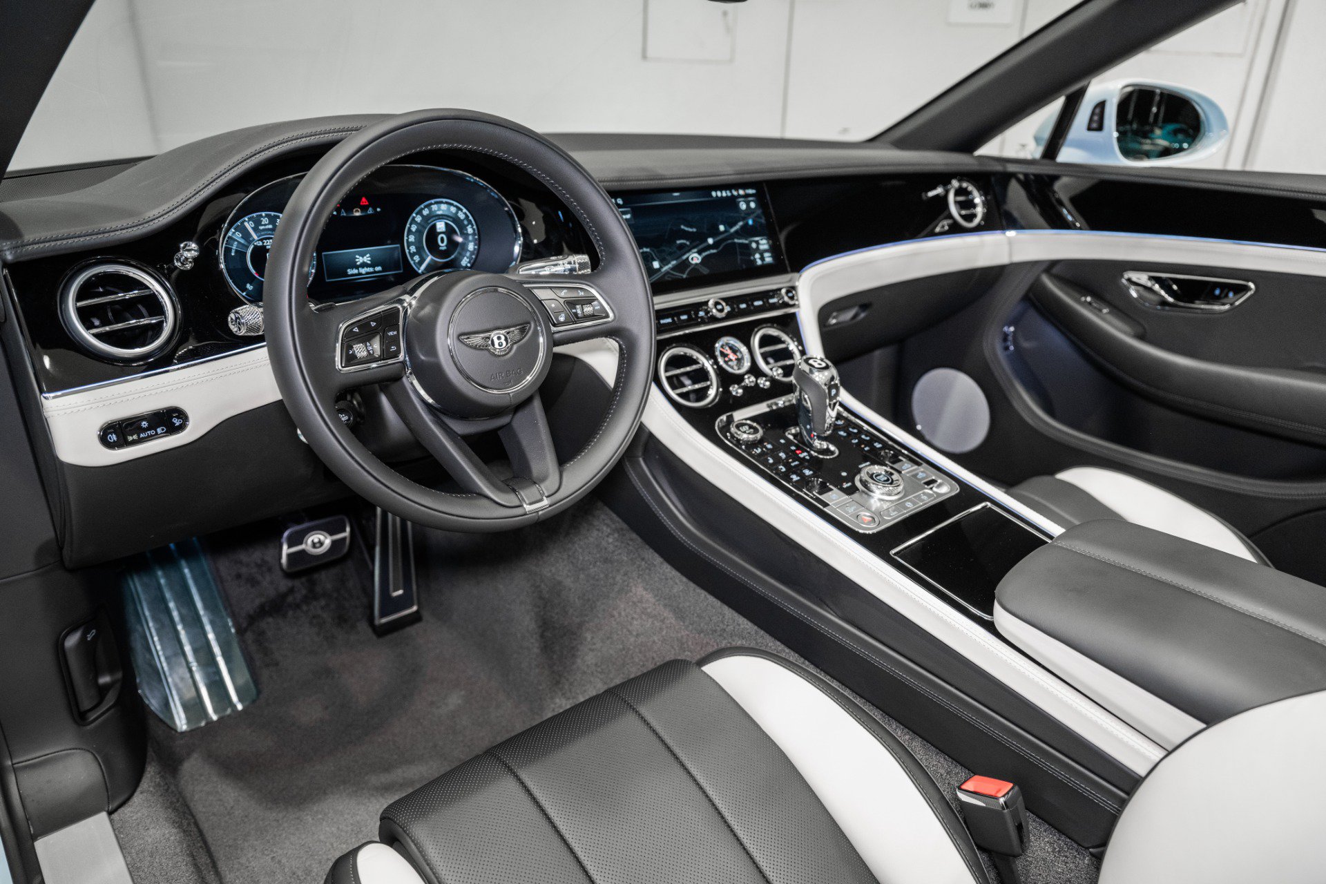 New 2026 Bentley Continental GTC AWD/4WD image 20