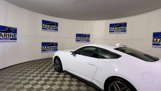 Used 2024 Ford Mustang Premium image 8