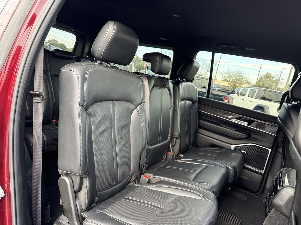 Used 2022 Jeep Wagoneer Series III image 21