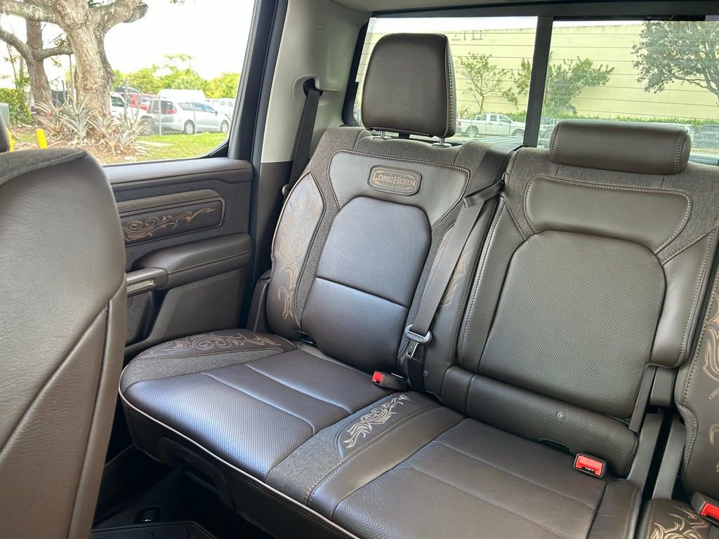 Used 2025 RAM 1500 Limited AWD/4WD image 13