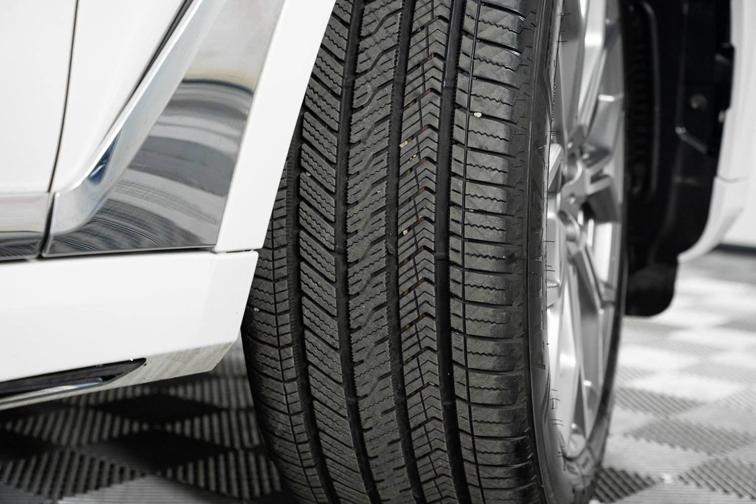 Used 2022 BMW X7 xDrive40i w/ Premium Package image 38