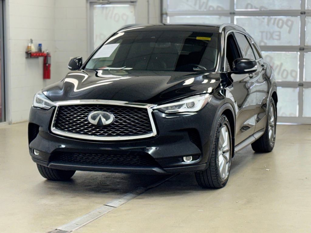 Used 2020 INFINITI QX50 Luxe w/ Cargo Package AWD/4WD image 3
