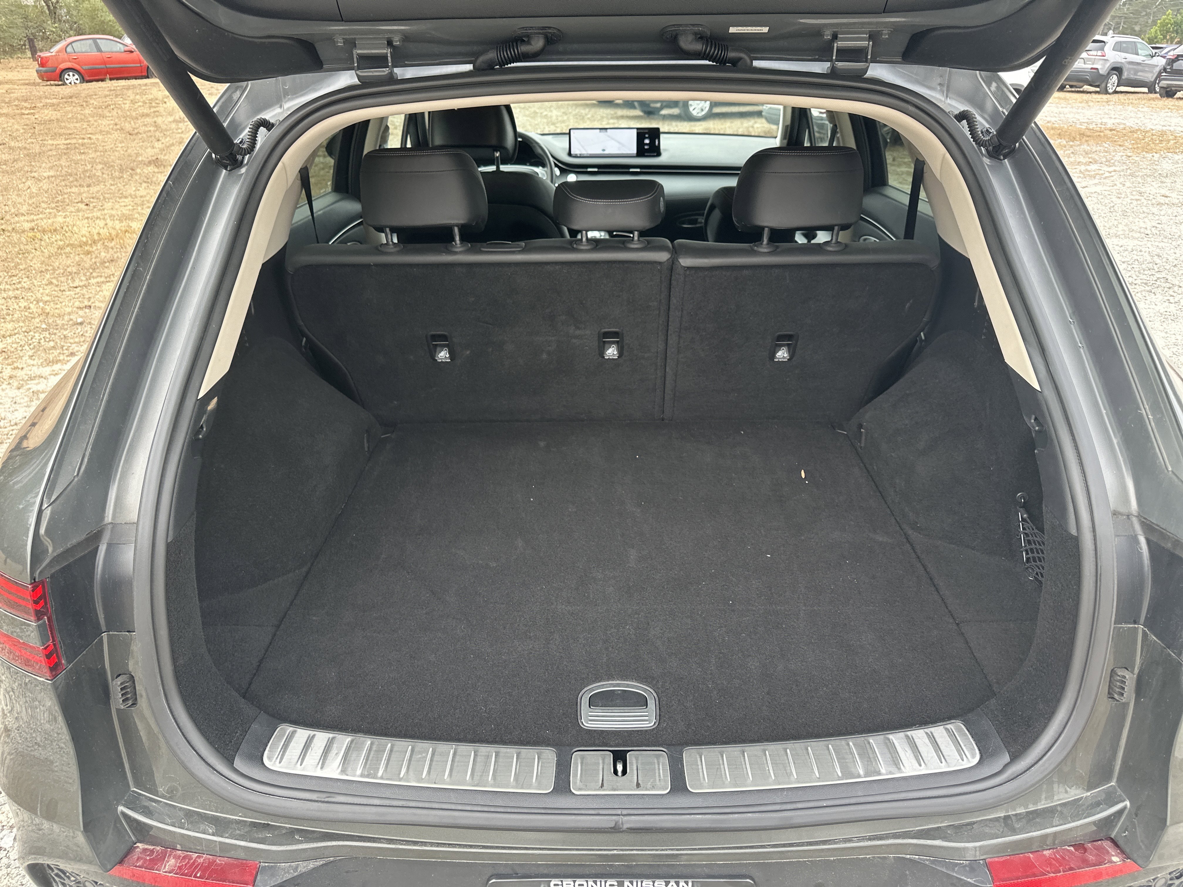 Used 2025 Genesis GV70 2.5T image 18