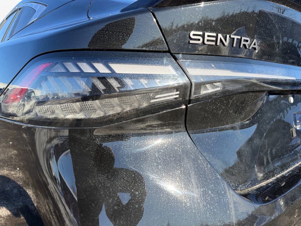 New 2026 Nissan Sentra SR w/ SR Premium Package FWD image 21
