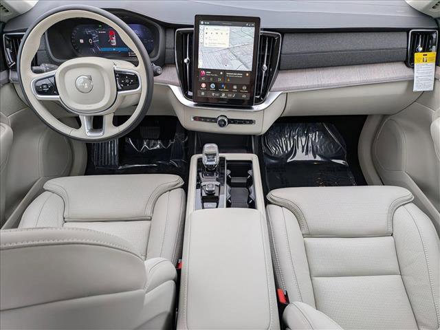 New 2026 Volvo XC90 T8 Ultra w/ Protection Package Premier AWD/4WD image 16