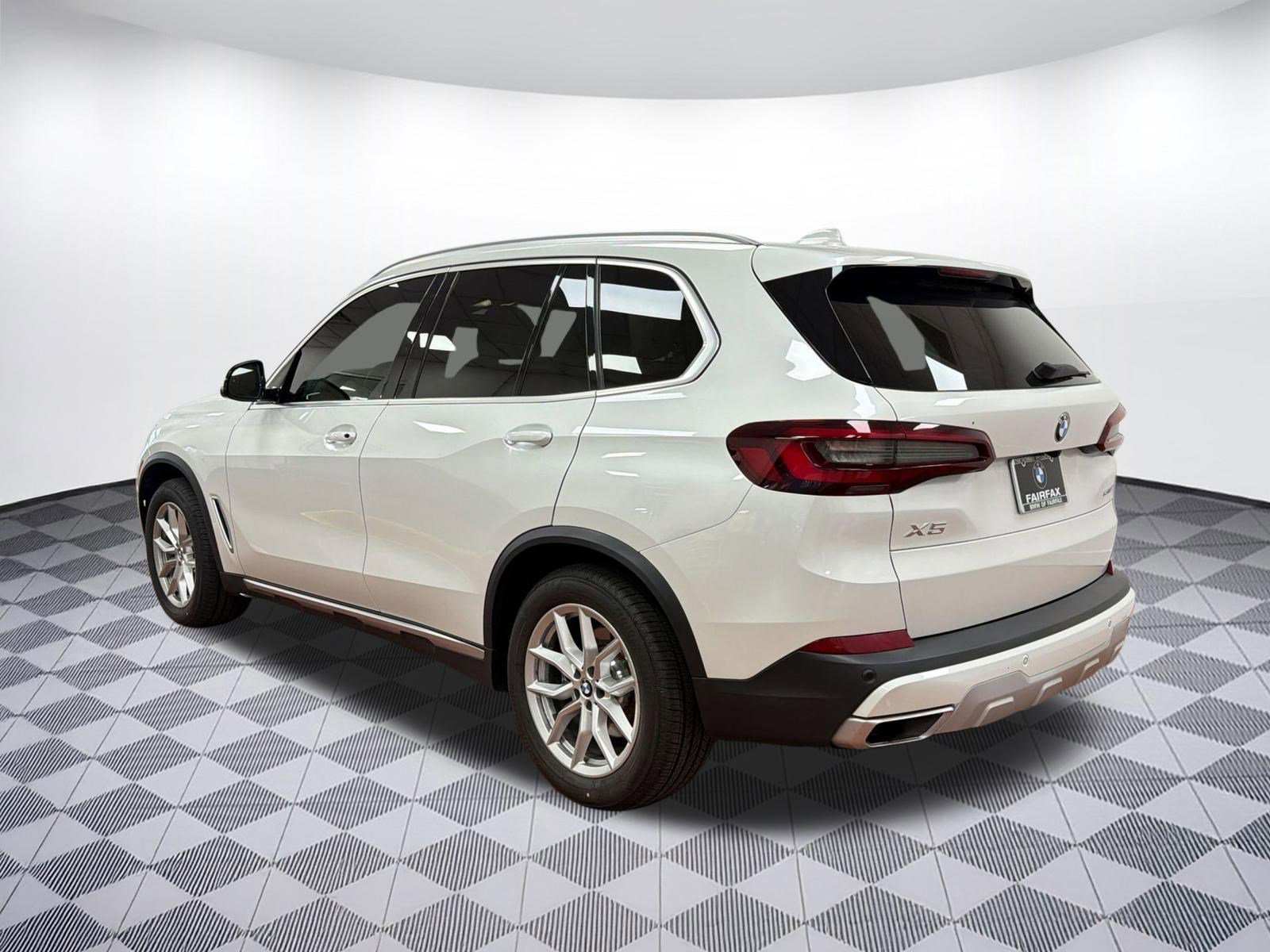 Used 2022 BMW X5 sDrive40i image 3