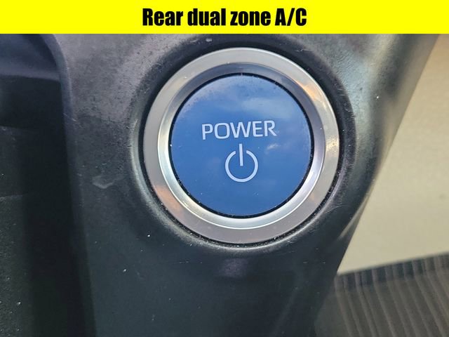 Used 2021 Toyota Sienna Platinum image 17