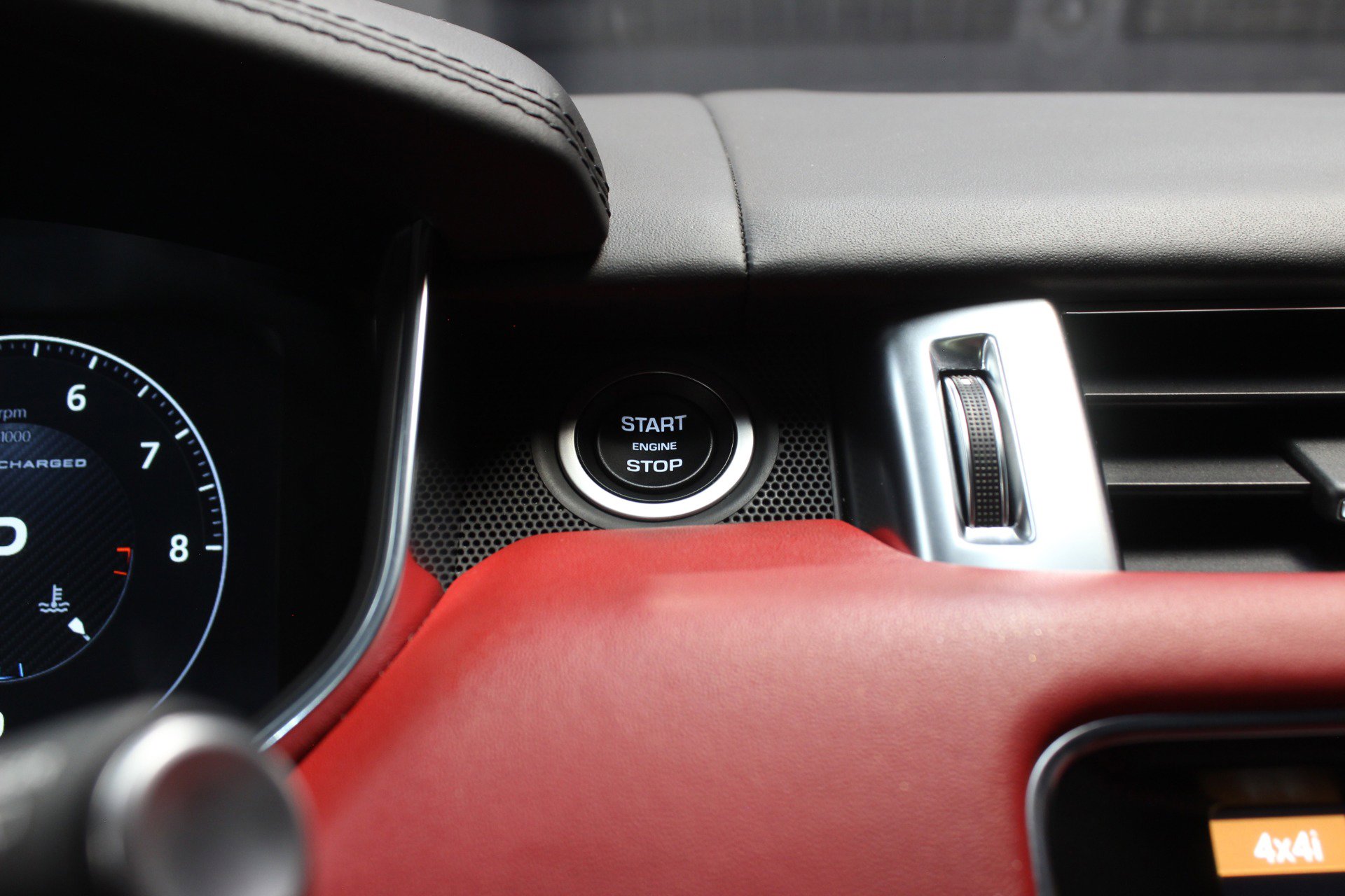 Used 2017 Land Rover Range Rover Sport Autobiography image 68