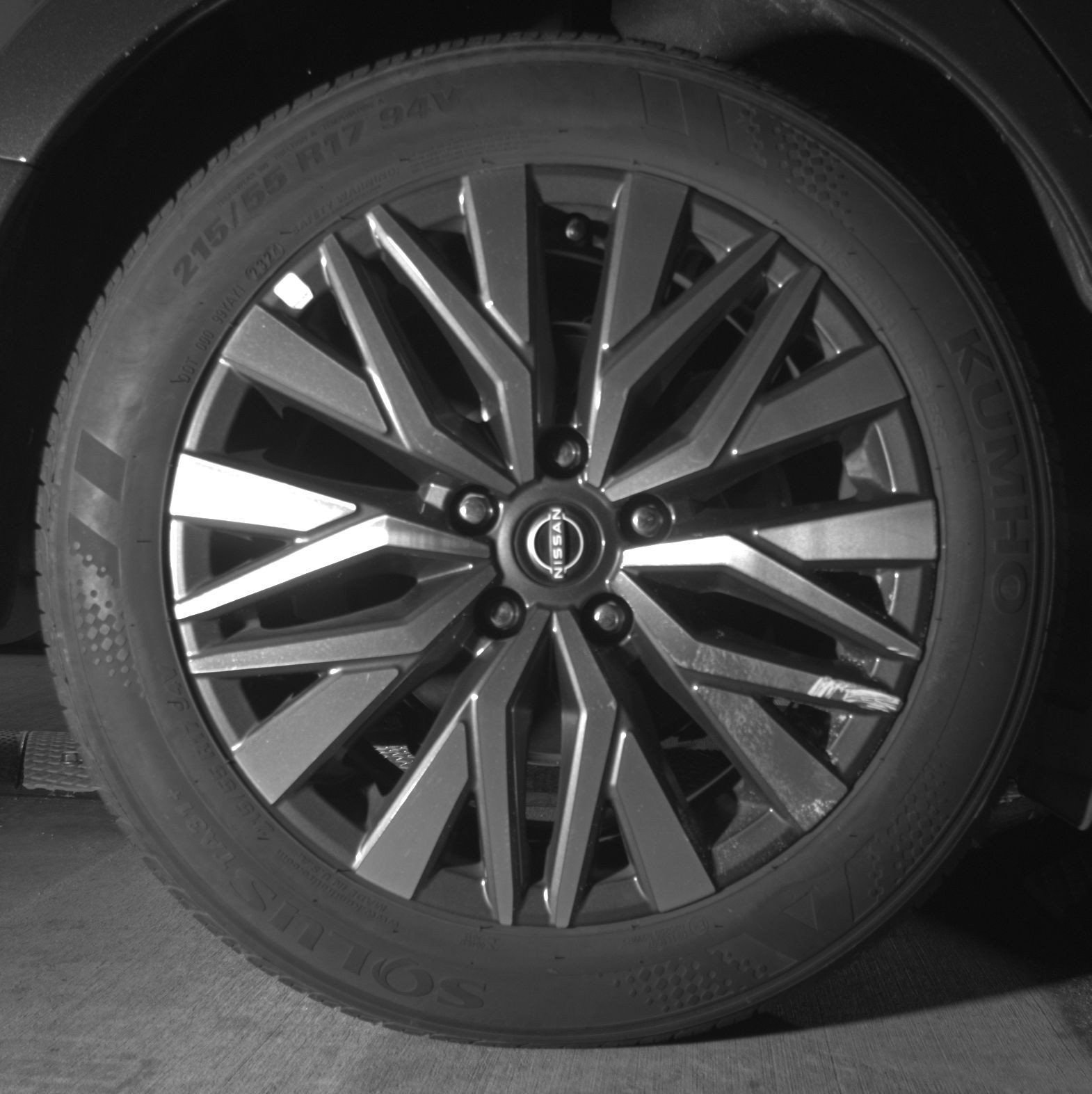 Used 2025 Nissan Altima 2.5 SV FWD image 18