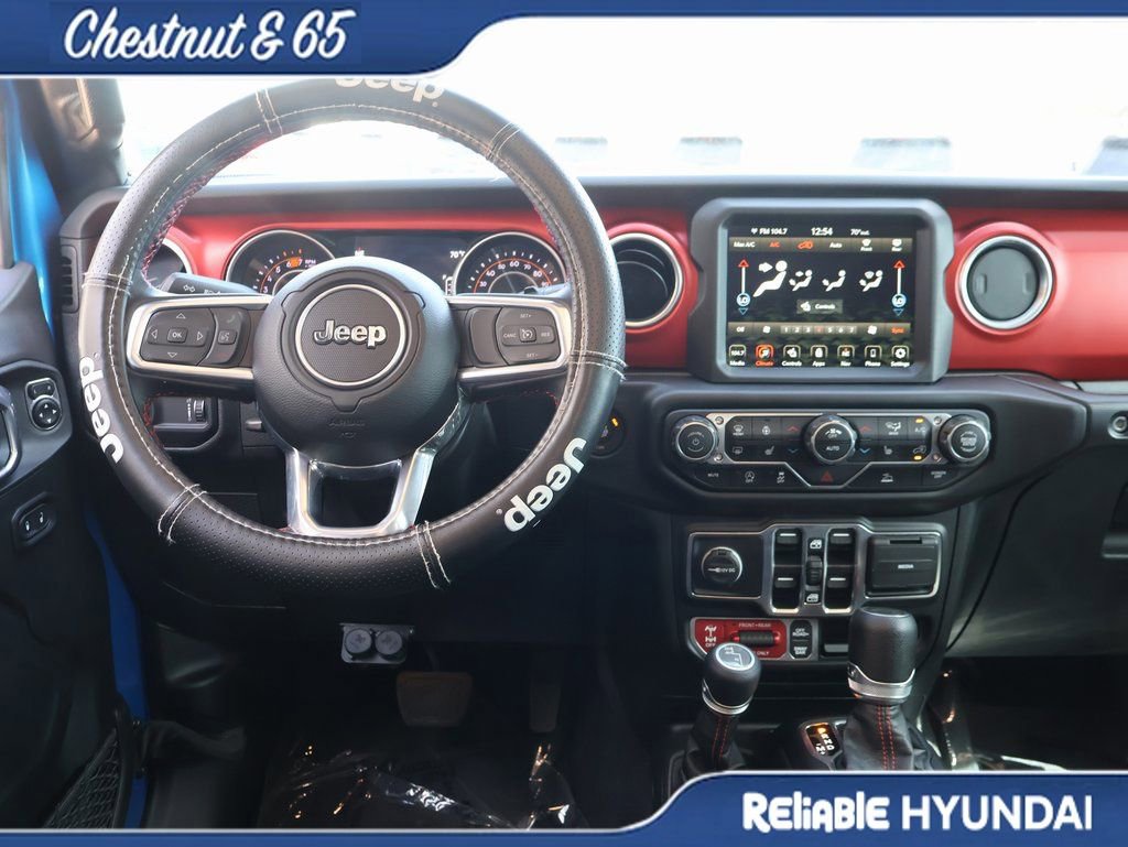 Used 2023 Jeep Wrangler Unlimited Rubicon w/ Cold Weather Group image 19