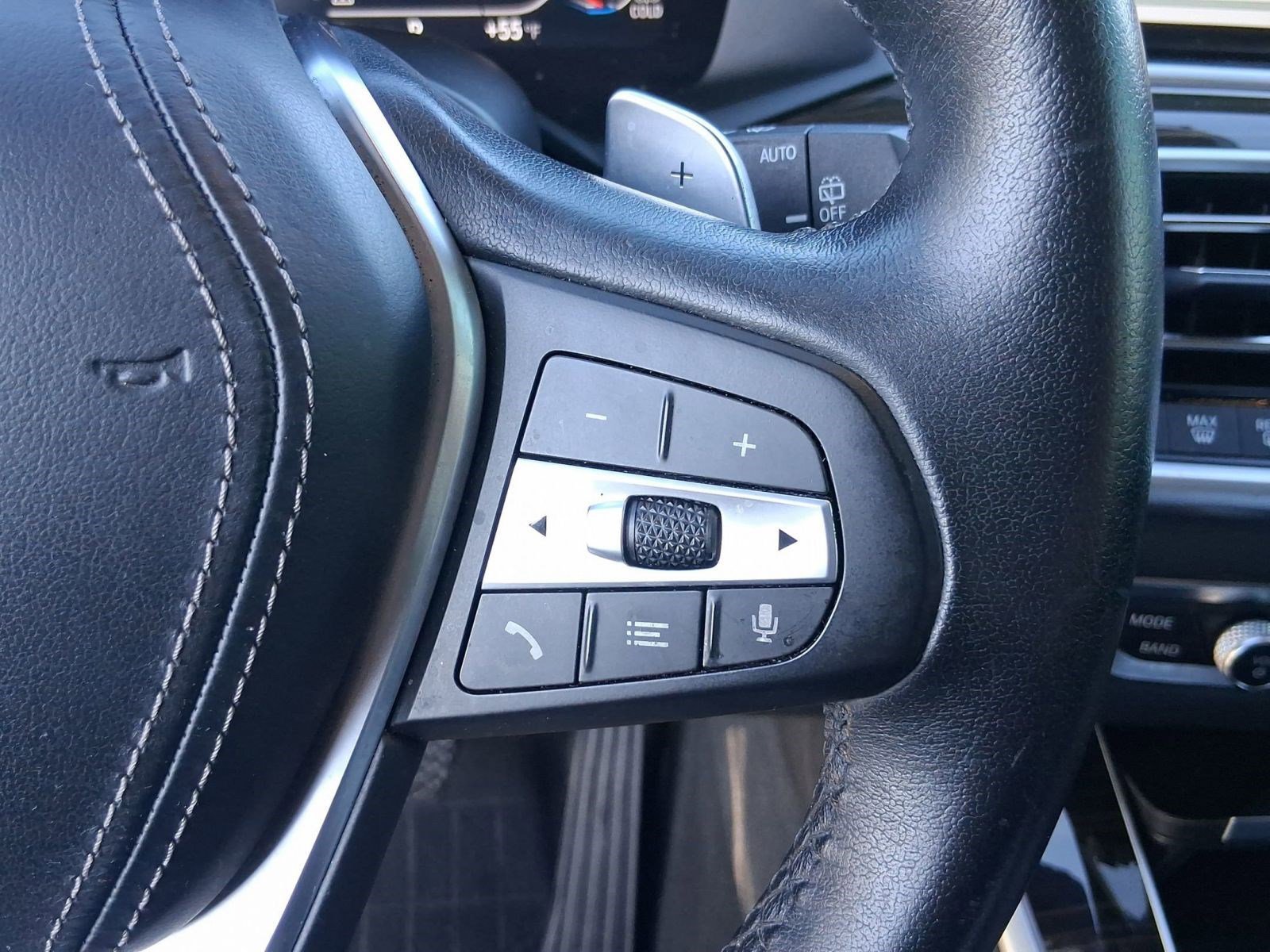 Used 2021 BMW X5 xDrive40i w/ Parking Assistance Package image 21