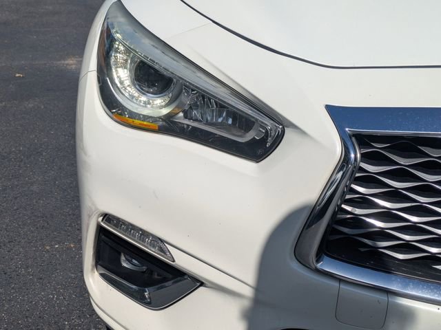 Used 2018 INFINITI Q50 Luxe w/ Essential Package (3.0T Luxe) image 9