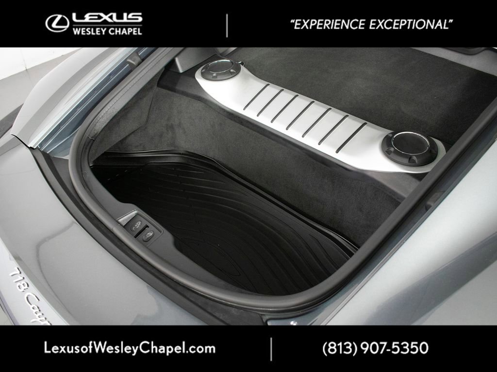 Used 2025 Porsche 718 Cayman RWD image 19