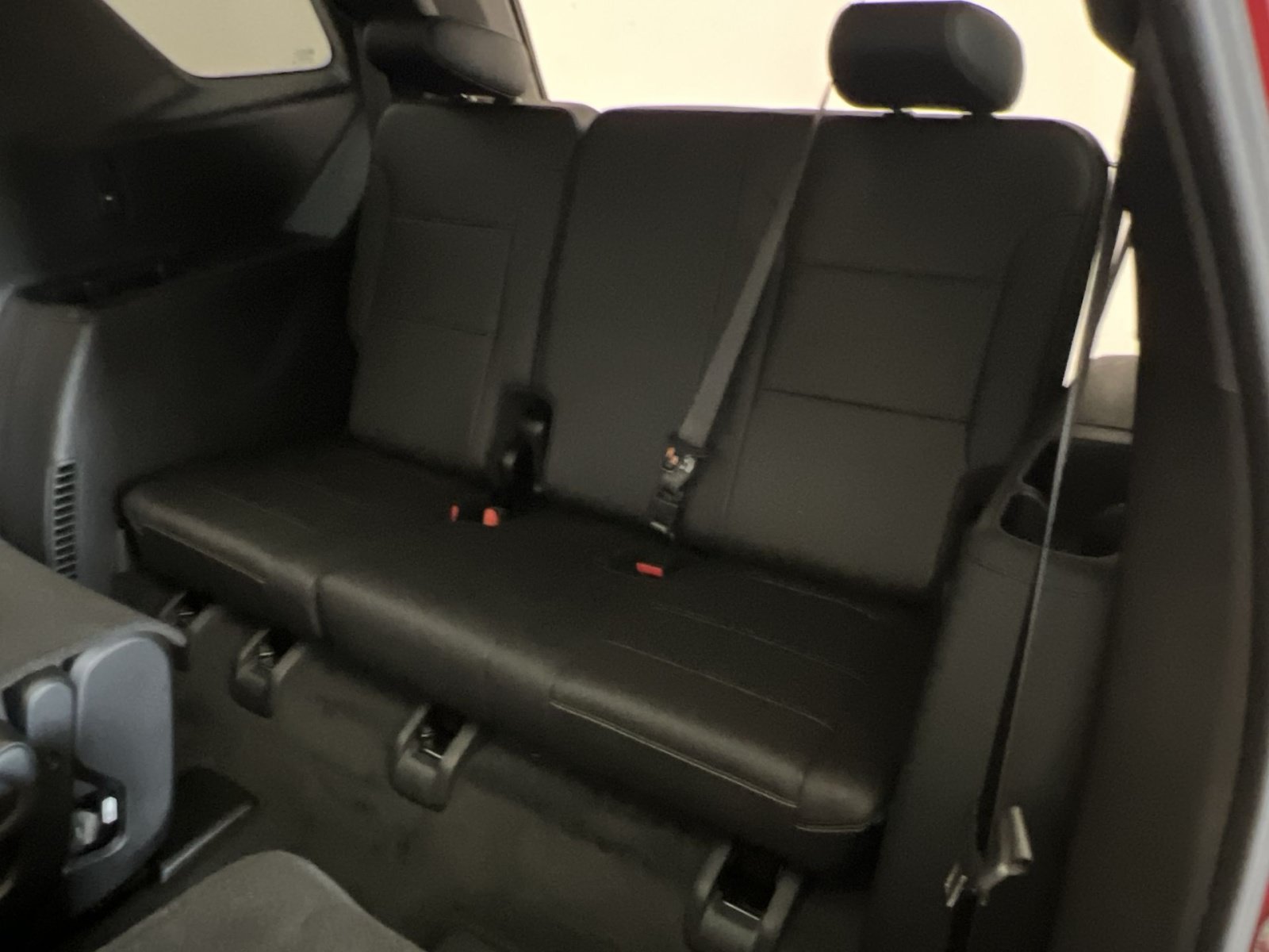 Used 2022 Chevrolet Traverse Premier w/ LPO, Cargo Package AWD/4WD image 25