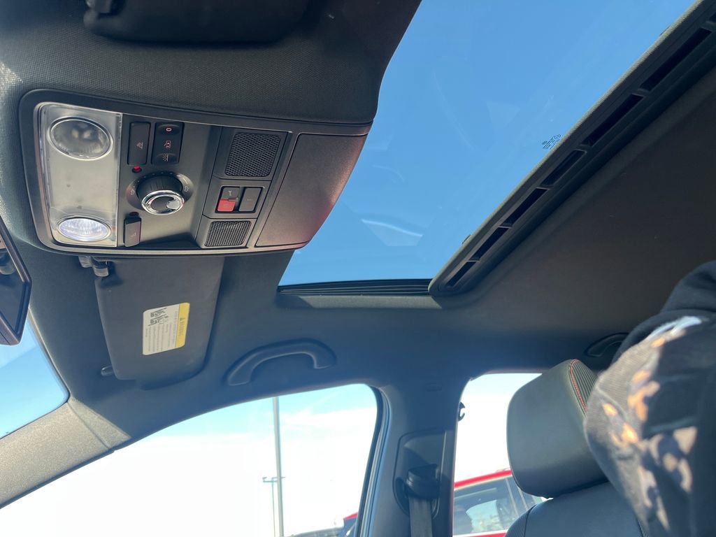 Used 2015 Volkswagen Jetta GLI SE image 26