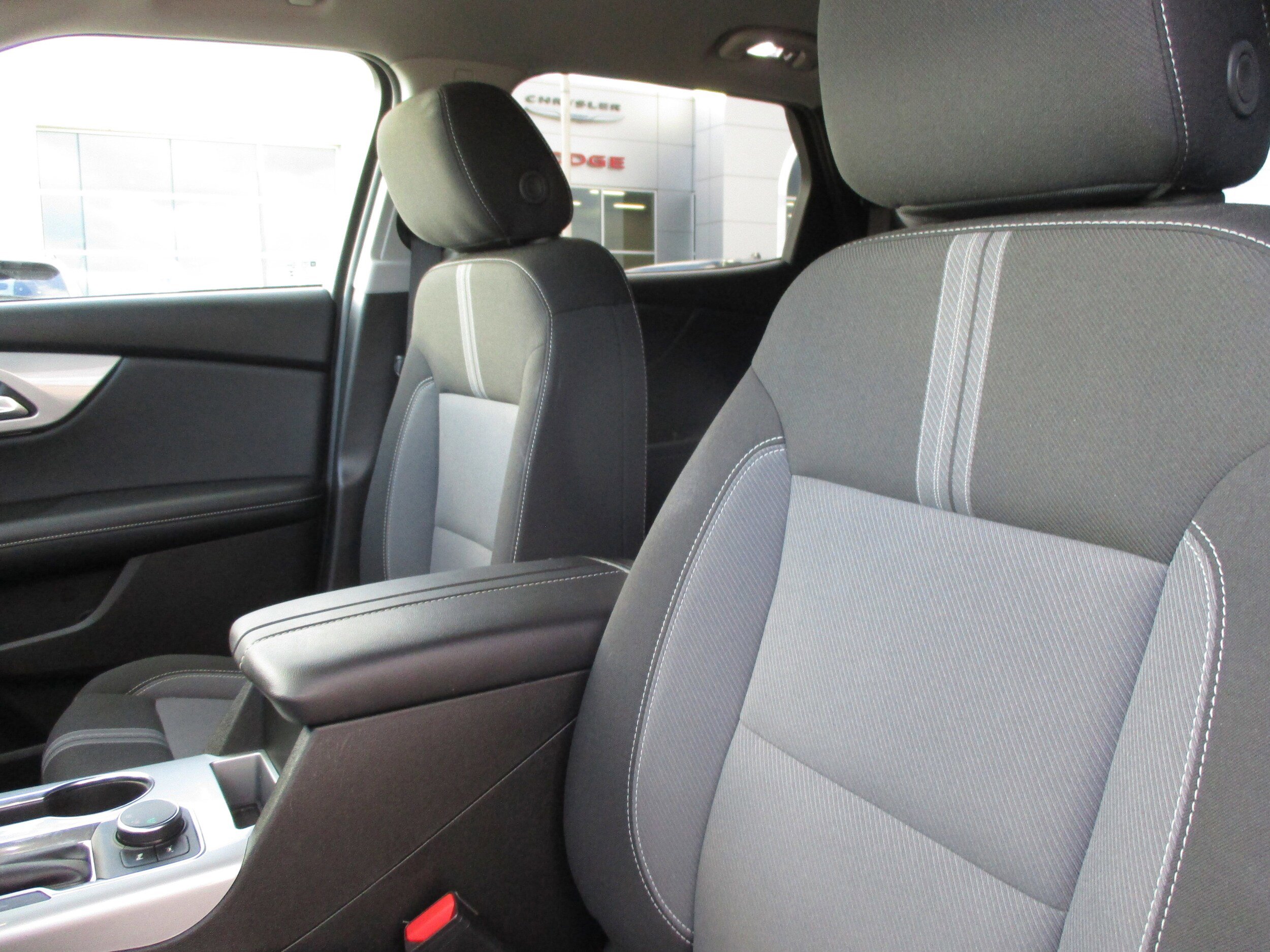 Used 2024 Chevrolet Blazer LT w/ Convenience Package FWD image 33