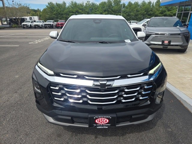 New 2026 Chevrolet Equinox LT image 2