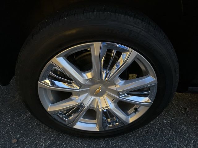 Used 2021 Chevrolet Tahoe High Country w/ Premium Package image 13