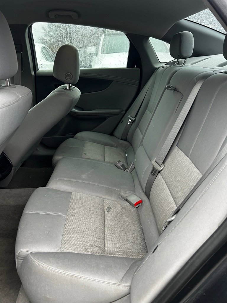 Used 2015 Chevrolet Impala LS w/ LS Convenience Package image 11