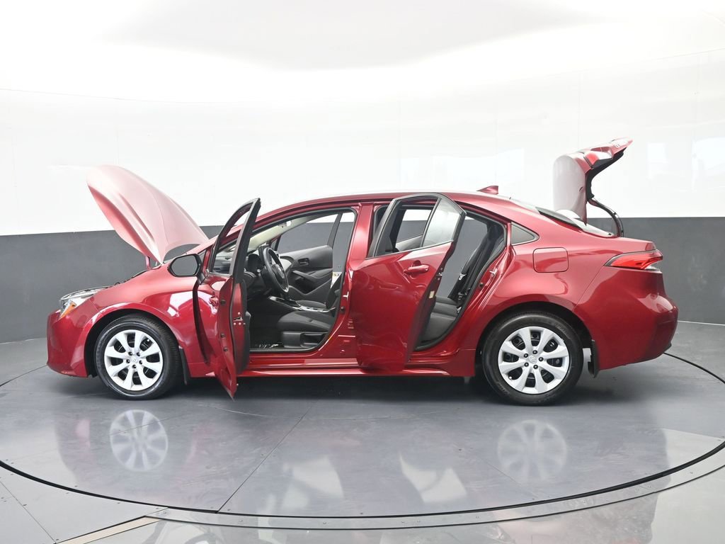 Used 2024 Toyota Corolla LE FWD image 67