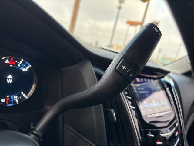 Used 2019 Cadillac Escalade Premium Luxury image 18