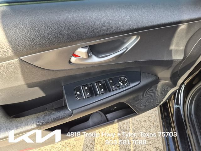 Certified 2021 Kia Forte Sedan FWD image 18