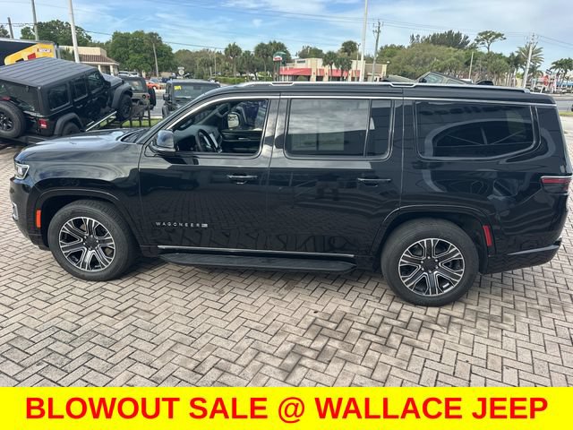 Certified 2024 Jeep Wagoneer Series II w/ Flexible Seating Group AWD/4WD image 11