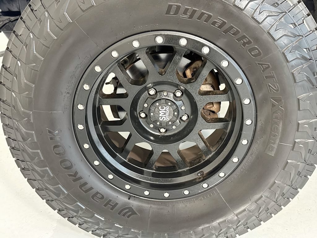 Used 2017 Jeep Wrangler Unlimited Sahara w/ Connectivity Group AWD/4WD image 29