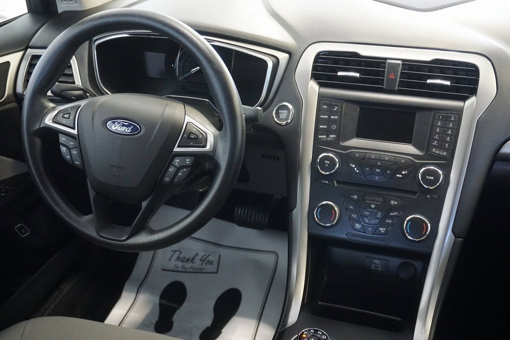 Used 2017 Ford Fusion S image 26