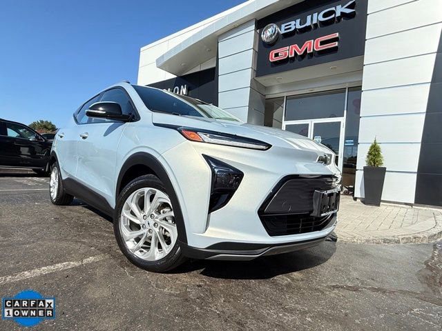 Used 2023 Chevrolet Bolt EUV LT image 3