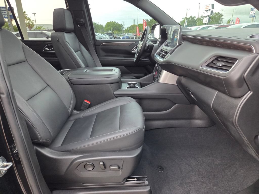 Certified 2024 Chevrolet Tahoe LT w/ Luxury Package RWD image 18