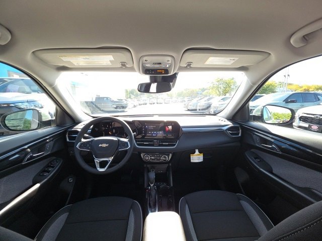 New 2026 Chevrolet TrailBlazer LT w/ Convenience Package image 13